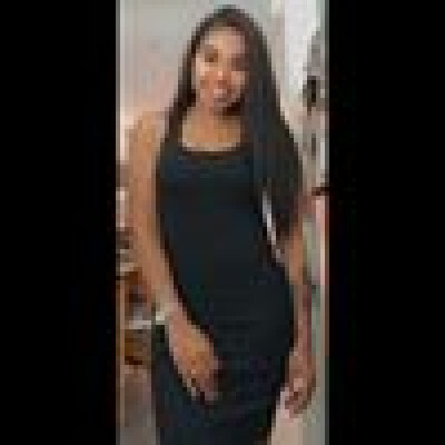 Amina  is looking for a Room / Apartment in Arnhem
